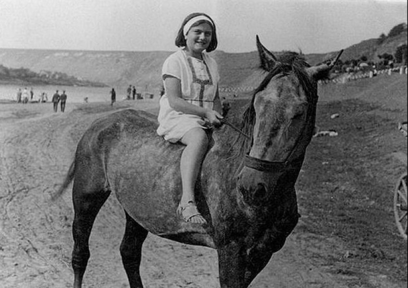 "¡ No quiero morir!": el diario de una mujer judía de 15 años asesinada en el gueto nazi ha sido encontrado