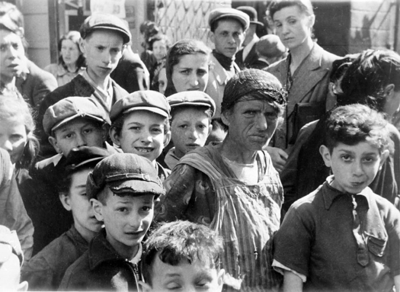 "¡ No quiero morir!": el diario de una mujer judía de 15 años asesinada en el gueto nazi ha sido encontrado