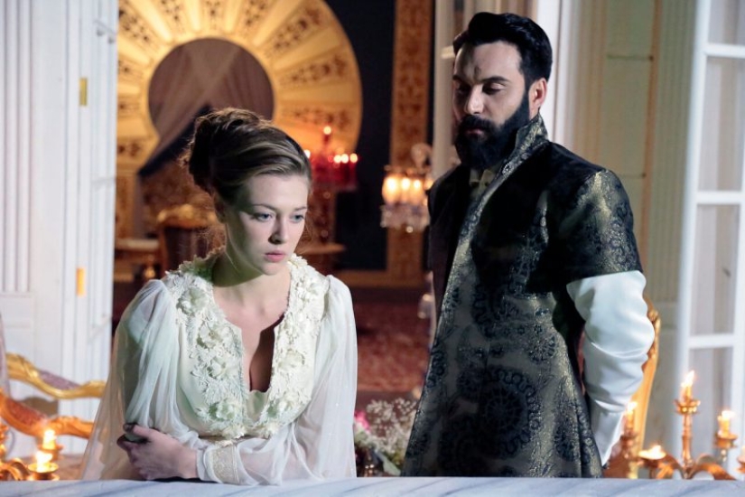 No Roxolana united: 8 fascinantes películas y series de televisión sobre sultanes y concubinas No Roxolana united: 8 fascinantes películas y series de televisión sobre sultanes y concubinas