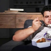 No solo sobrepeso: los científicos han descubierto que los dulces reducen el nivel de inteligencia