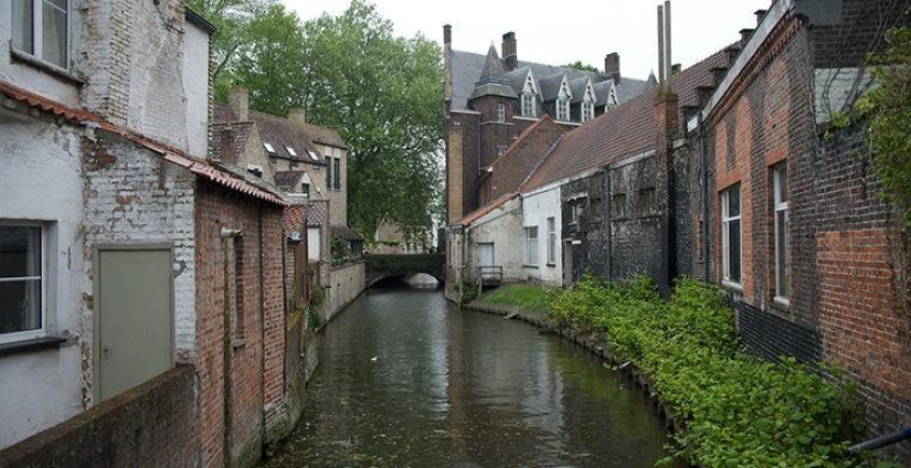 No solo Venecia: las 5 ciudades más bellas sobre el agua