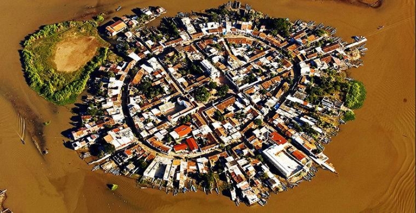 No solo Venecia: las 5 ciudades más bellas sobre el agua