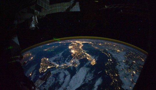 Noche en el planeta - 30 fotos desde el espacio