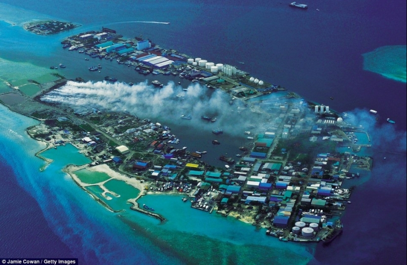 Not fabulous, not Bali: the dirtiest island in the Maldives Not fabulous, not Bali: the dirtiest island in the Maldives
