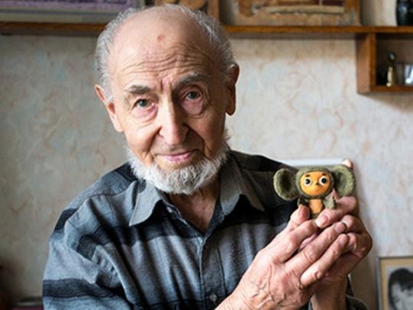 Old woman Shapoklyak: the tragedy of a real person, hidden behind a grotesque image