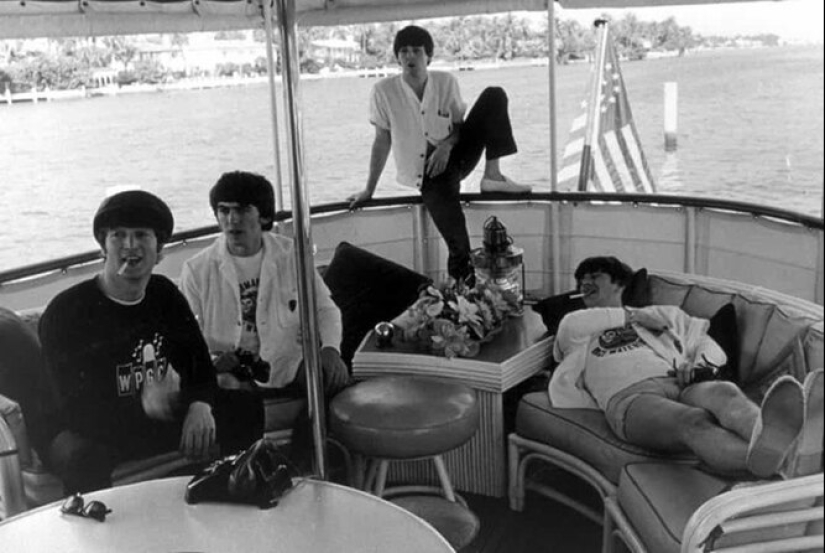 On a snow-white yacht: 20 vintage photos of Monroe, Hepburn and other stars at sea