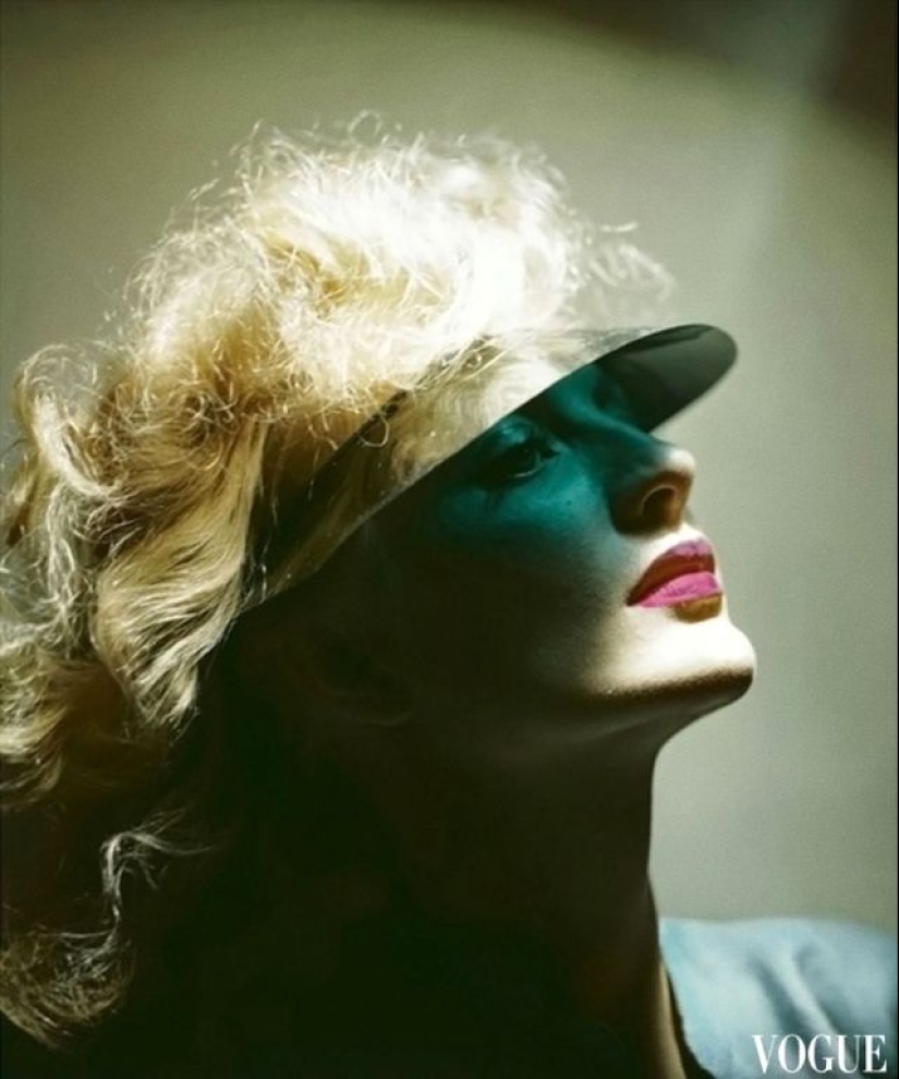 On the brink of surrealism: the stunning photography of Erwin Blumenfeld made in the 1940-ies