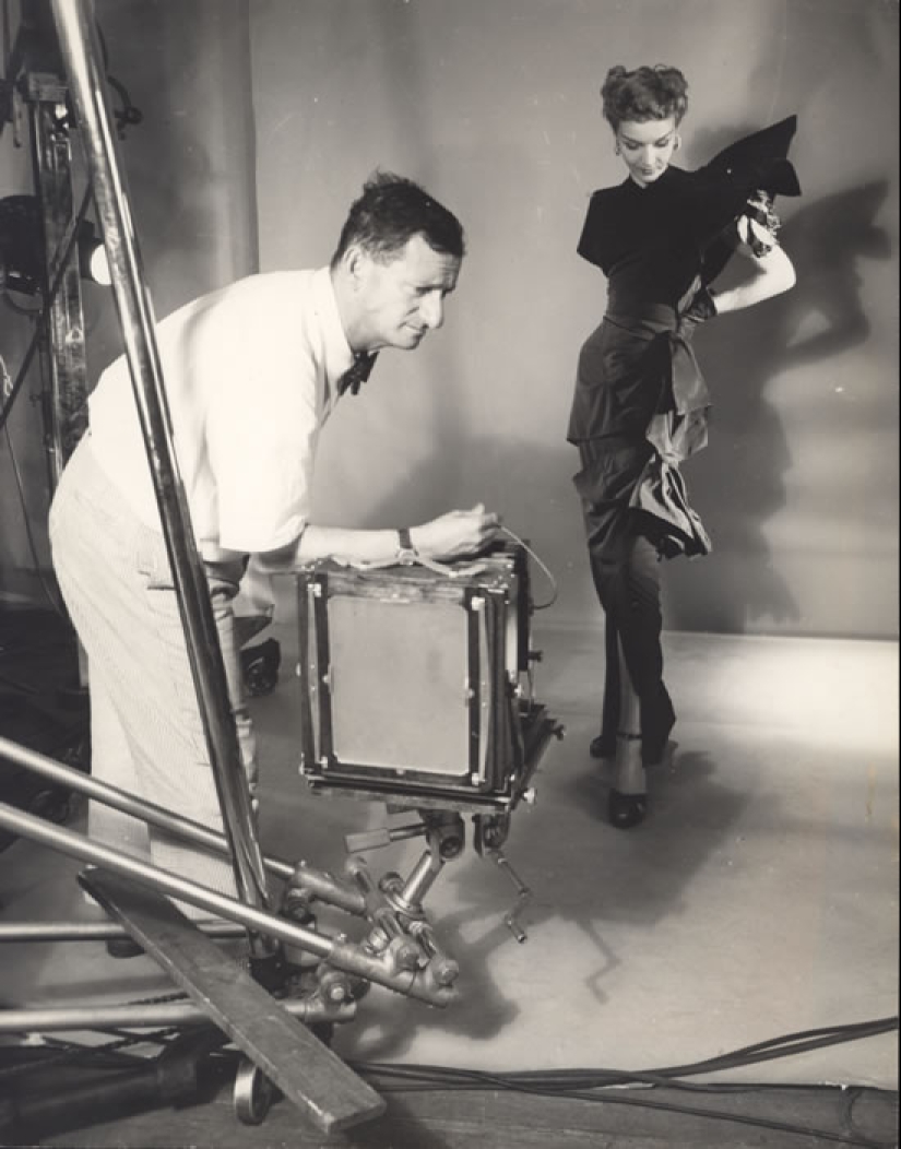 On the brink of surrealism: the stunning photography of Erwin Blumenfeld made in the 1940-ies