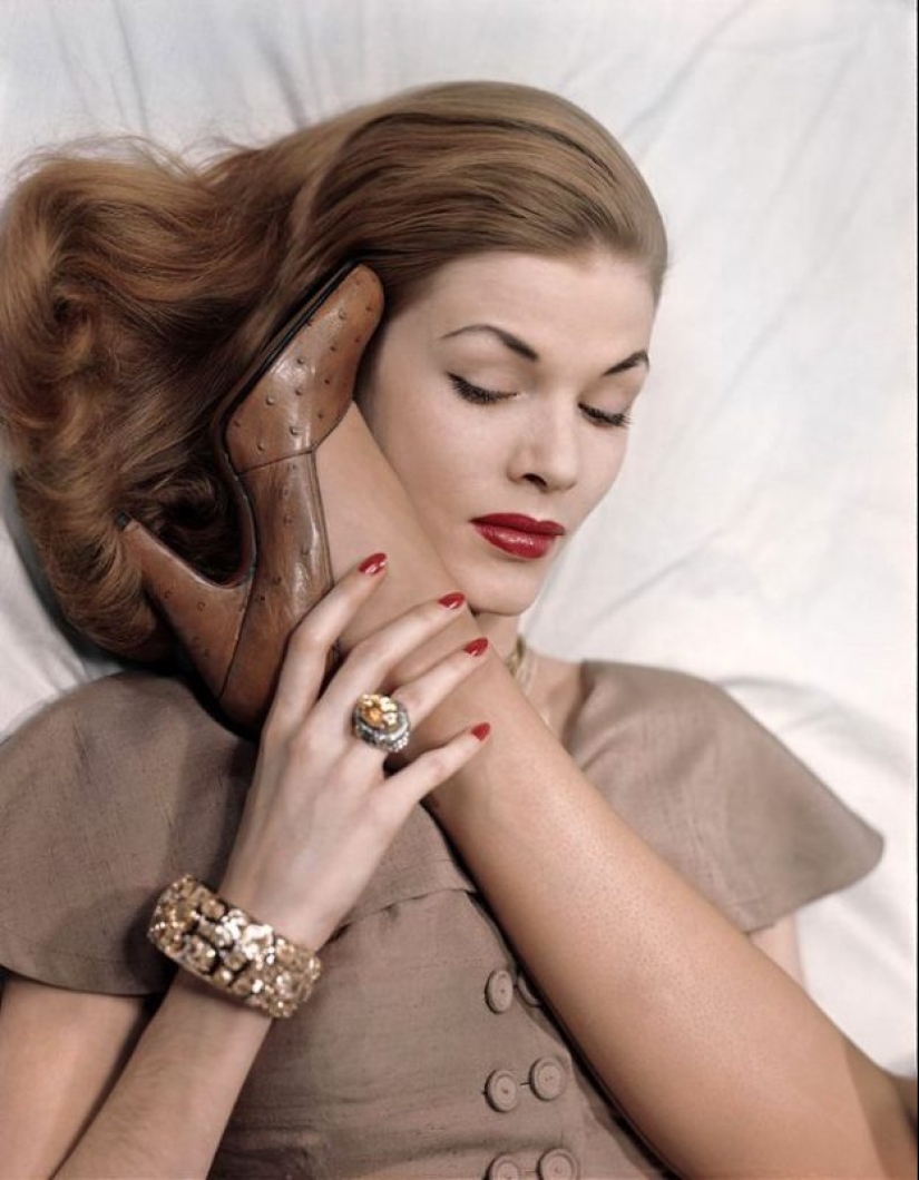 On the brink of surrealism: the stunning photography of Erwin Blumenfeld made in the 1940-ies