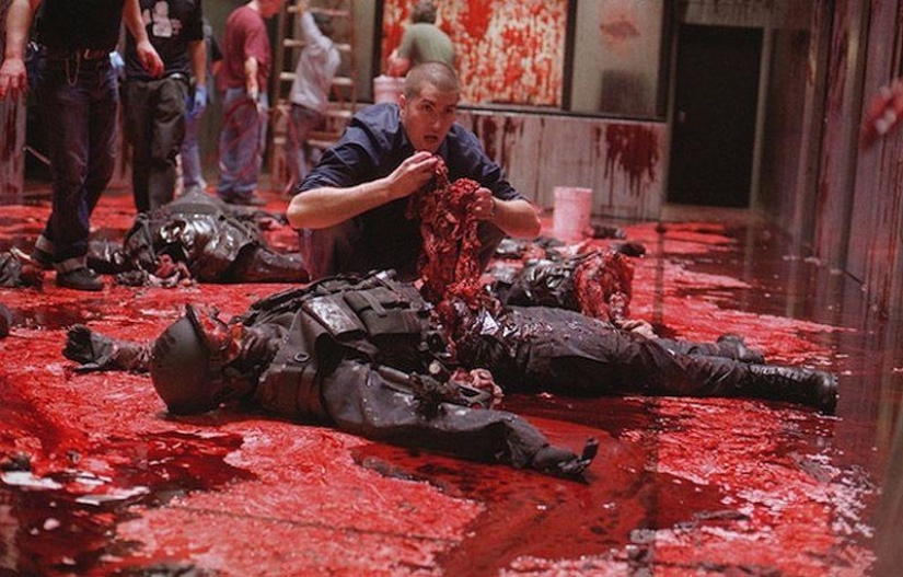 On the sets of classic Hollywood movies On the sets of classic Hollywood movies