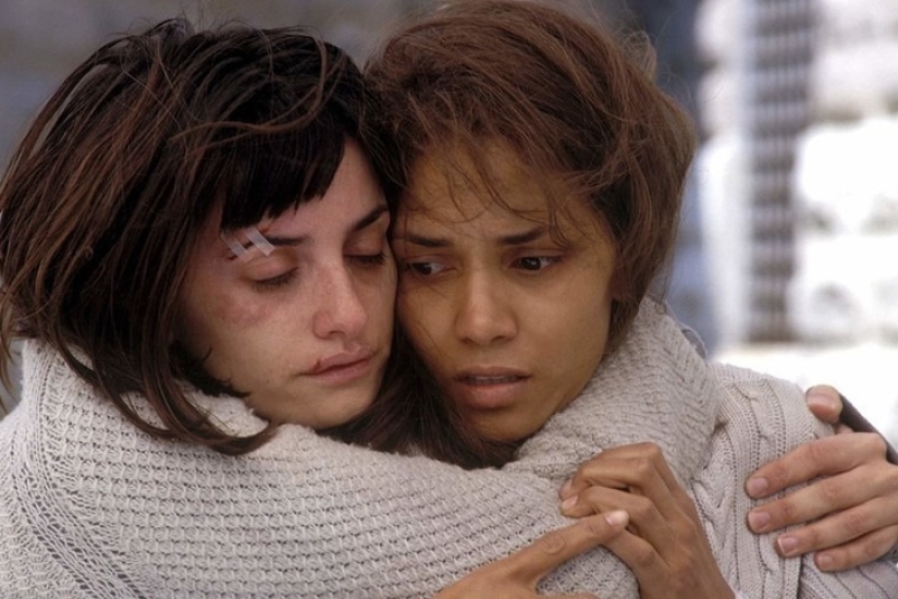 Pain behind the scenes: actors who were seriously injured on the set Pain behind the scenes: actors who were seriously injured on the set