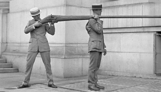 Pantgun - a giant rifle for the genocide of ducks