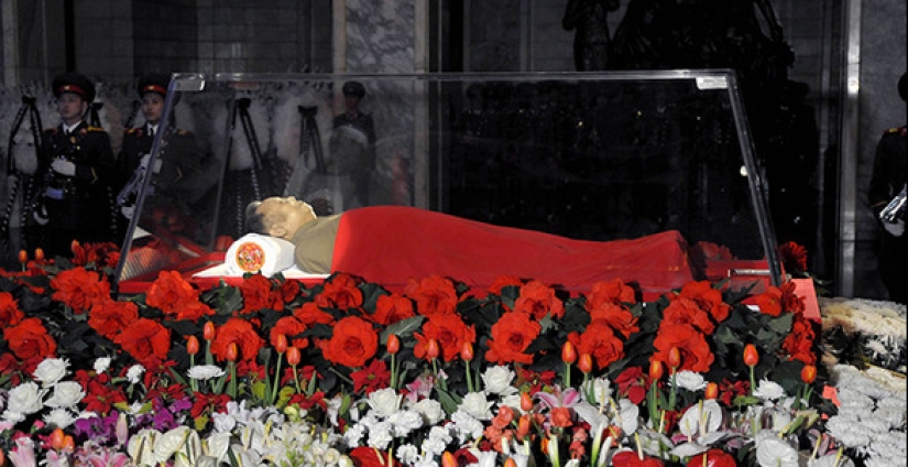 Para un largo recuerdo. ¿Quién más, además de Lenin, fue preservado para la posteridad?