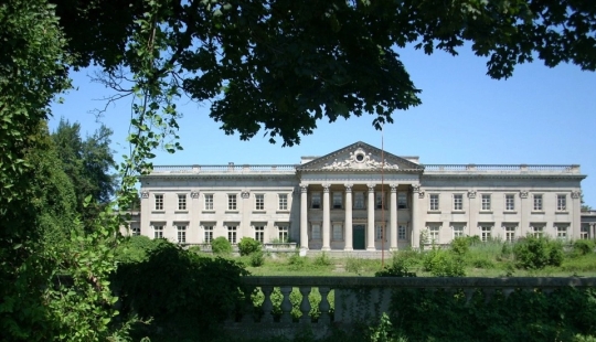 Paradise Lost: lo que hay en una mansión abandonada por valor de 224 millones de dólares Paradise Lost: lo que hay en una mansión abandonada por valor de 224 millones de dólares