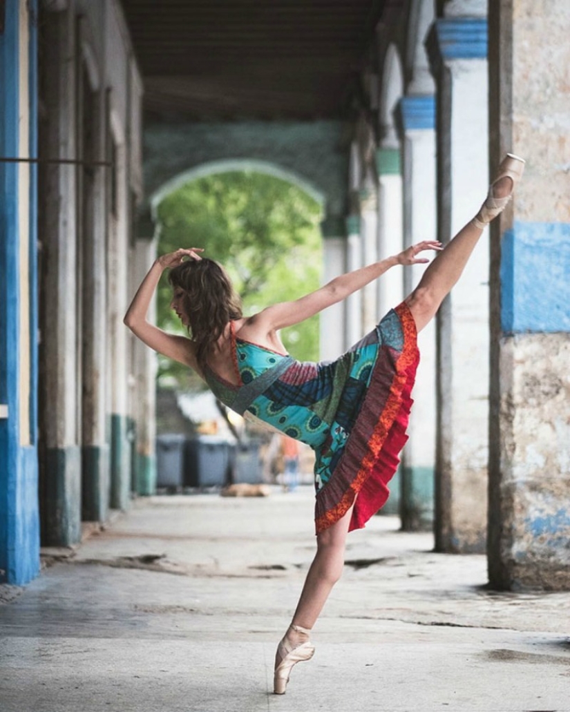 Pasión cubana y Escuela de Ballet Rusa: fotos callejeras de bailarines Pasión cubana y Escuela de Ballet Rusa: fotos callejeras de bailarines