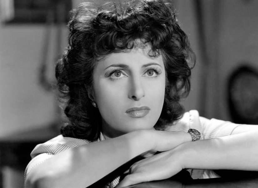 Pearls of cinema: 15 Italian actresses who are admirable Pearls of cinema: 15 Italian actresses who are admirable