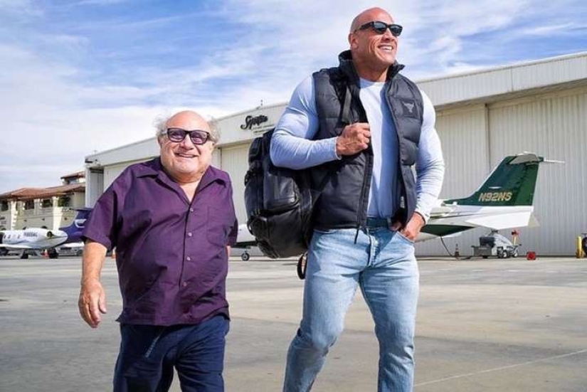 Pequeño pero perfectamente formado: el más corto de hombres famosos Pequeño pero perfectamente formado: el más corto de hombres famosos