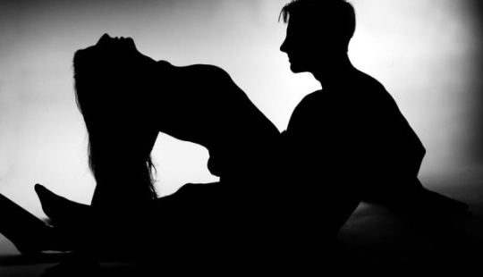 Perdemos peso con placer: 11 posiciones sexuales en las que las mujeres queman más calorías