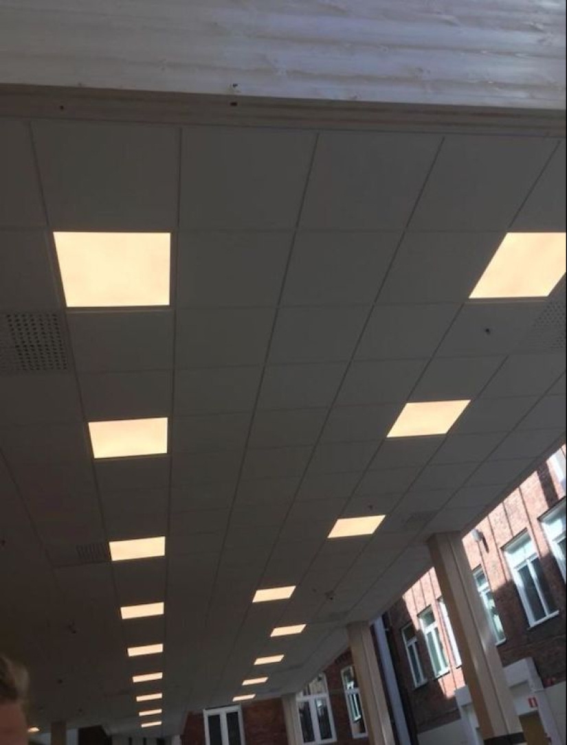 Perfectionist's Hell: 22 photos where everything is wrong