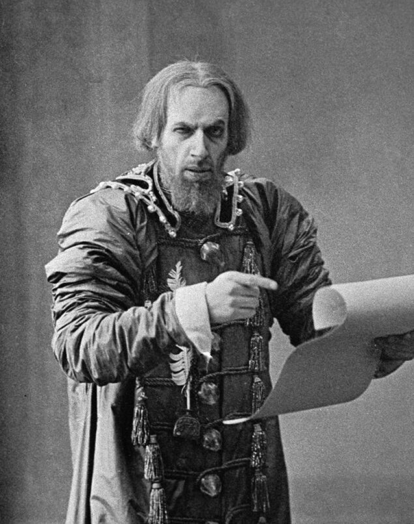 Personajes literarios y sus prototipos reales