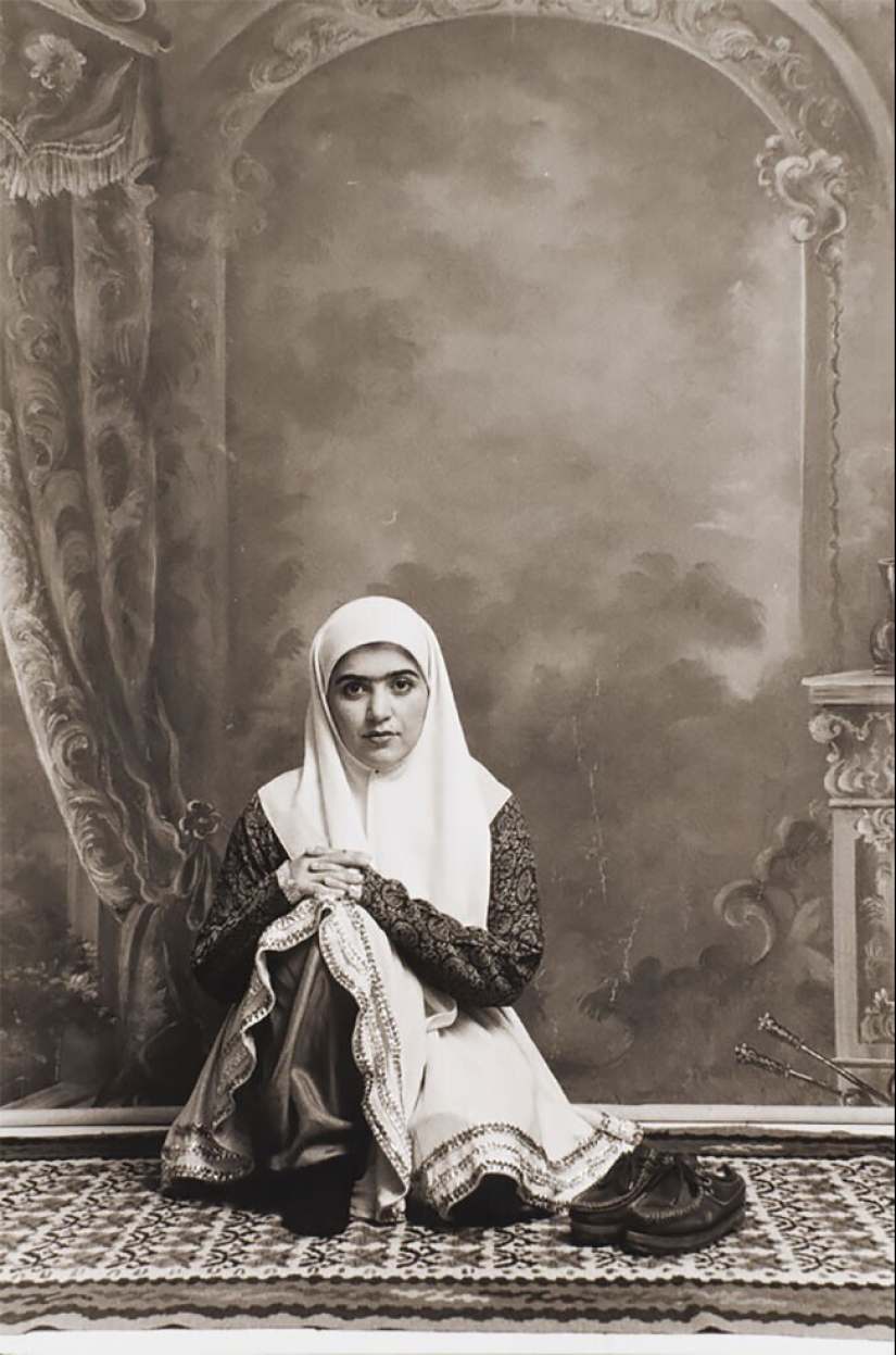 Photo portraits of Iranian beauties in the style of the 19th century