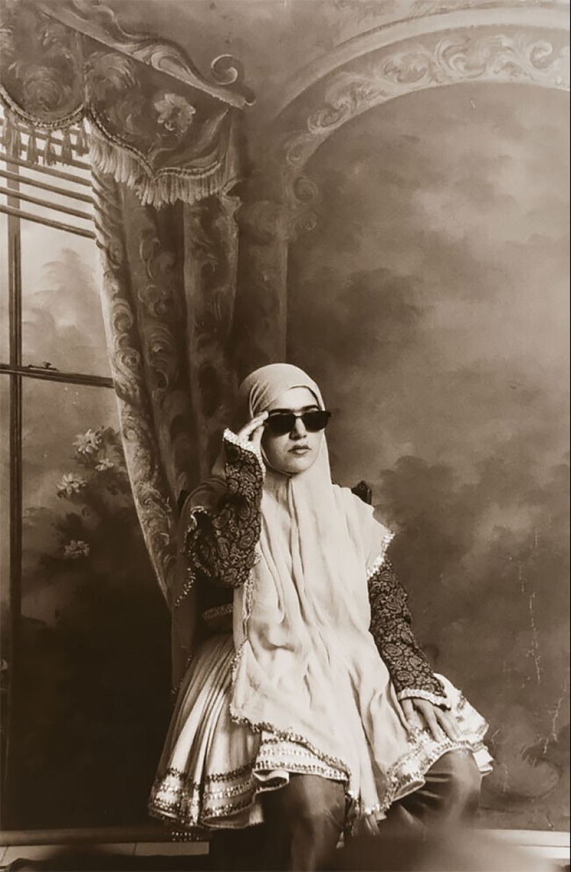 Photo portraits of Iranian beauties in the style of the 19th century