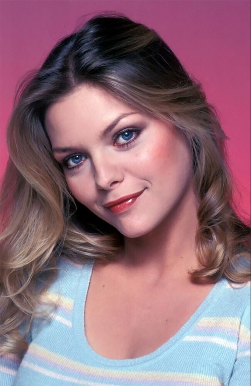 Photo shoot of the future star-21-year-old Michelle Pfeiffer