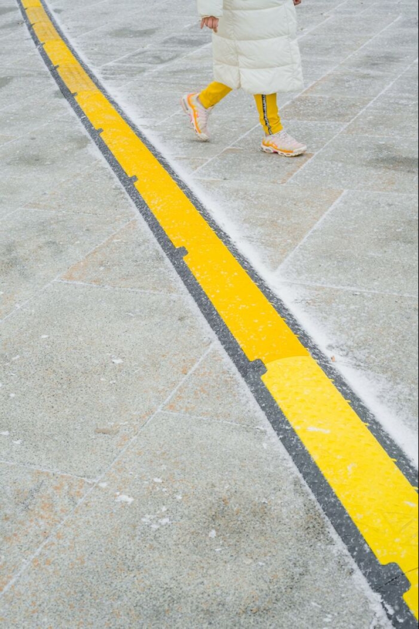 Photojournalist André Proves That Simplicity Can Be Truly Powerful Photojournalist André Proves That Simplicity Can Be Truly Powerful