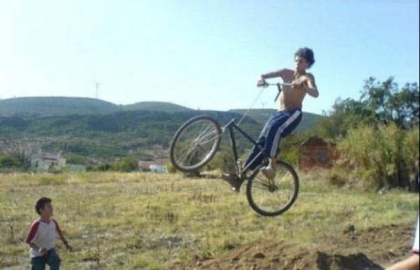 Photos are randomly made for a moment before... Photos are randomly made for a moment before...