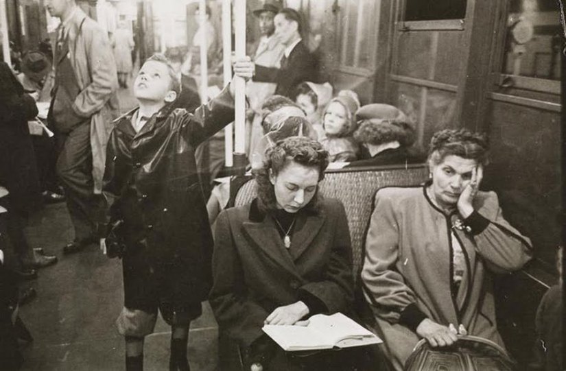 Photos of the New York subway of the 1940s, taken by a young Stanley Kubrick Photos of the New York subway of the 1940s, taken by a young Stanley Kubrick