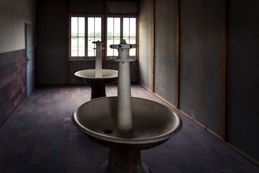 "Piensa cómo morimos": una historia de terror en el campo de concentración de Dachau