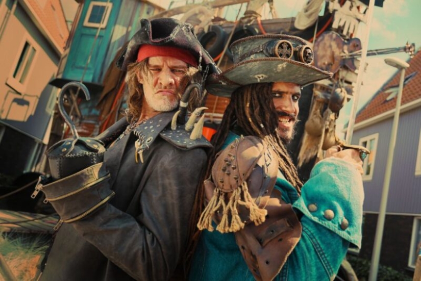 Pirate Love, or same-sex marriage under the " Jolly Roger» Pirate Love, or same-sex marriage under the " Jolly Roger»