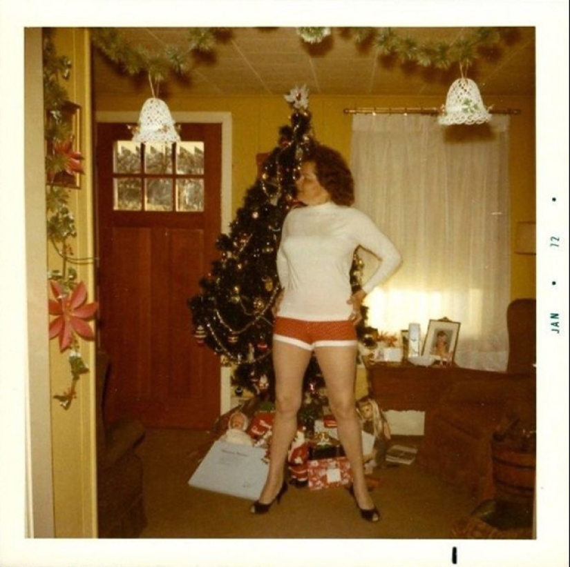 Playful photos under the Christmas tree from old albums