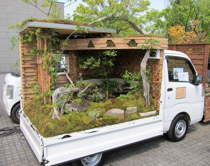 Podría venir sólo en Japón — más cool mobile mini-jardín Podría venir sólo en Japón — más cool mobile mini-jardín