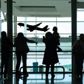 "Polizón en serie" Marilyn Hartman: Cómo una mujer estadounidense voló aviones gratis durante 20 años