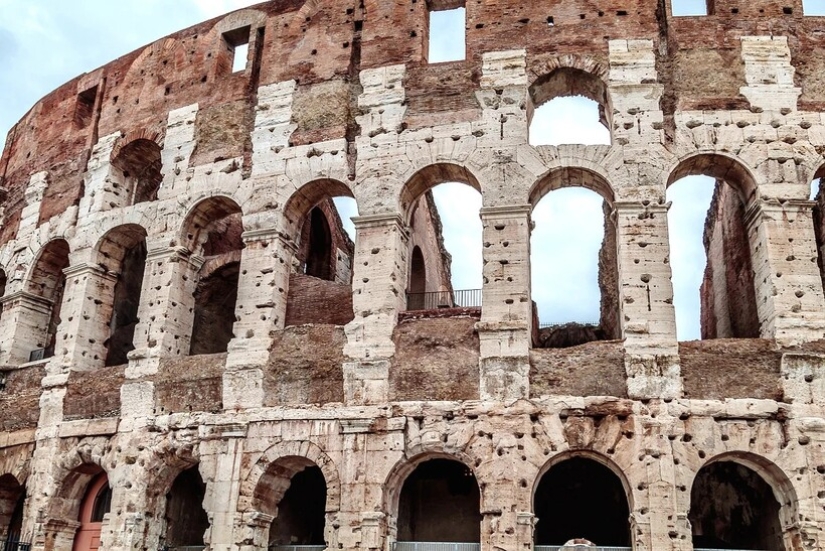 ¿Por qué el Coliseo Romano, sello distintivo de la Ciudad Eterna, tiene tan mal aspecto?