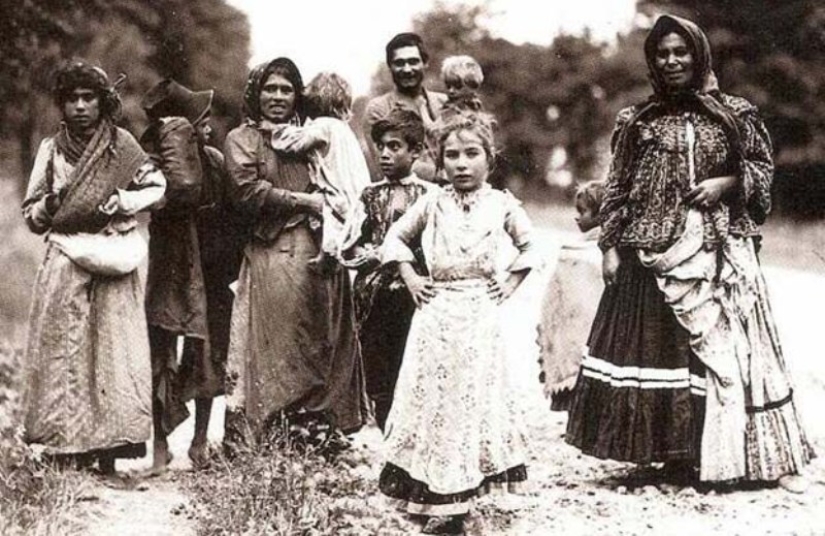 ¿Por qué los gitanos no usan pantalones? ¿Por qué los gitanos no usan pantalones?