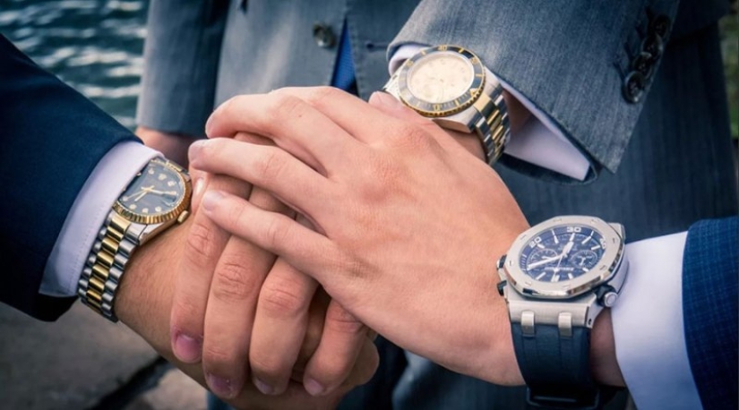 Por qué los hombres usan relojes en la mano izquierda Por qué los hombres usan relojes en la mano izquierda