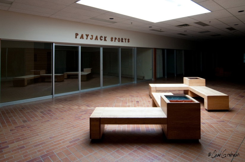 ¿Por qué todos los residentes abandonaron un pueblo en la frontera con Alaska sin siquiera apagar las luces? ¿Por qué todos los residentes abandonaron un pueblo en la frontera con Alaska sin siquiera apagar las luces?