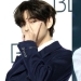 Poses características de V, Jin, Jhope, Jimin, Jungkook, RM y Suga de BTS que muestran sus estilos únicos
