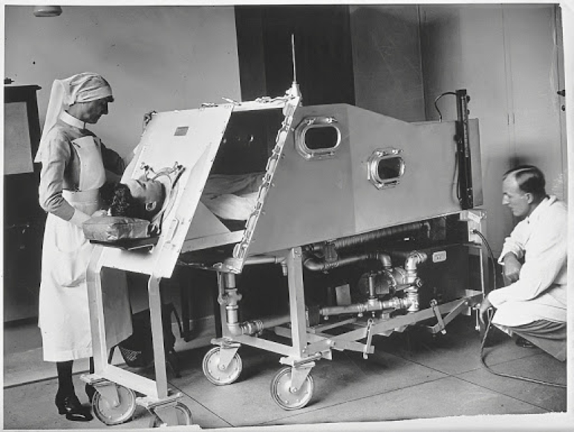 Prisoners of the "Iron lung": how to rescue victims of polio, have forgotten how to breathe Prisoners of the "Iron lung": how to rescue victims of polio, have forgotten how to breathe