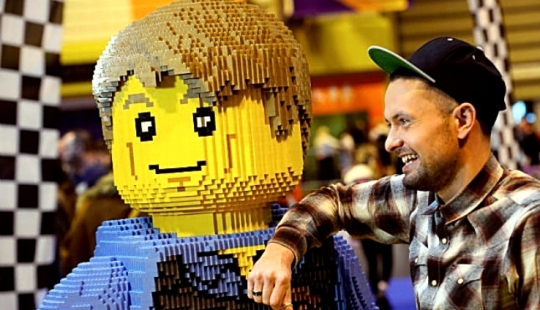 Profesión lego-master-cómo ganar dinero jugando