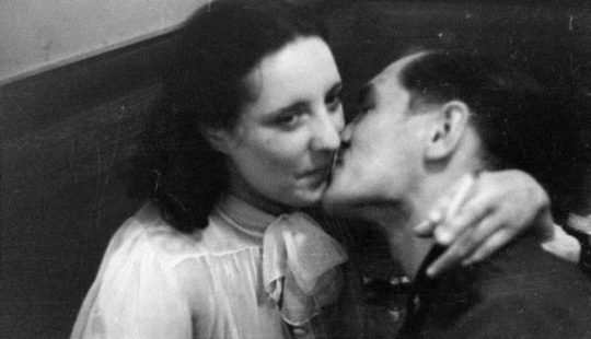 Prostitution in The Third Reich — rare archival footage