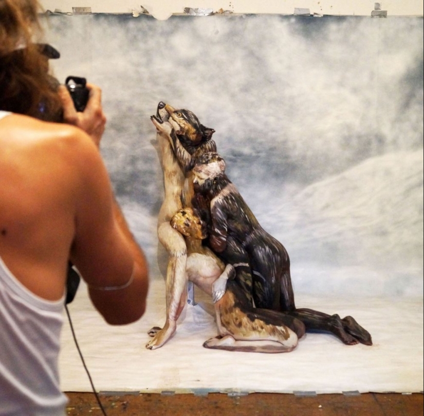 ¿Puedes encontrar tres mujeres desnudas en esta foto de lobo? ¿Puedes encontrar tres mujeres desnudas en esta foto de lobo?