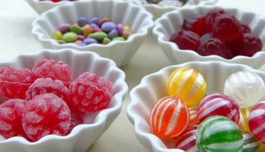 Qué comer para bajar de peso: 10 útiles y dietética Golosinas Qué comer para bajar de peso: 10 útiles y dietética Golosinas