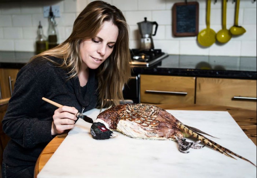 Ranas, corazones, conchas y otras figuras de chocolate de Sarah Hardy Ranas, corazones, conchas y otras figuras de chocolate de Sarah Hardy