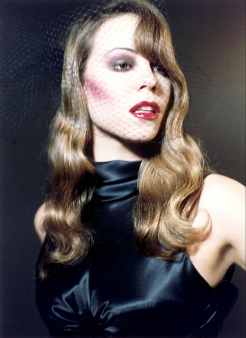 Rare pictures of young Mariah Carey in the 90-ies Rare pictures of young Mariah Carey in the 90-ies