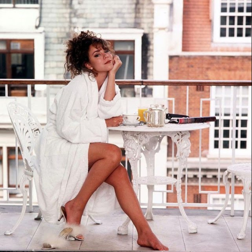 Rare pictures of young Mariah Carey in the 90-ies Rare pictures of young Mariah Carey in the 90-ies