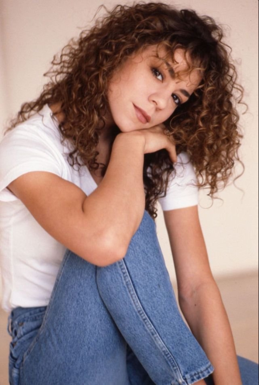 Rare pictures of young Mariah Carey in the 90-ies Rare pictures of young Mariah Carey in the 90-ies