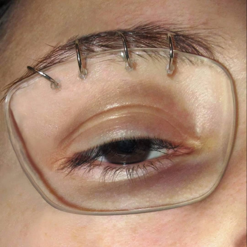 Realidad distorsionada - surrealismo en las obras de Gab Bois Realidad distorsionada - surrealismo en las obras de Gab Bois